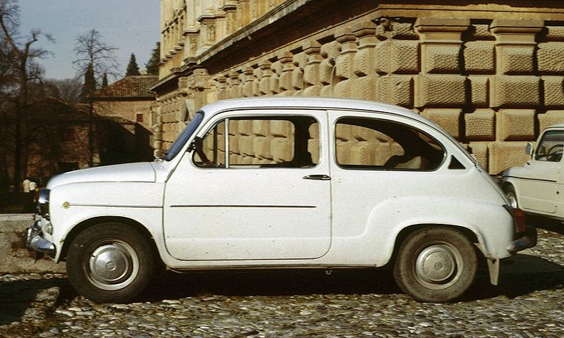 File:Seat 600 Granada.jpg