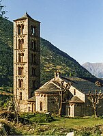 Tower and apses of Sant Climent de Taüll.