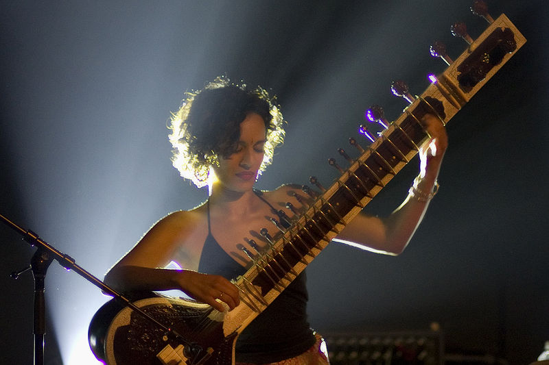 Archivo:Anoushka Shankar.jpg