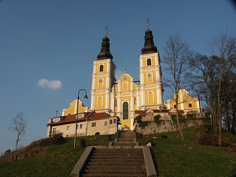 File:BasilikaMariatrostFassade.jpg