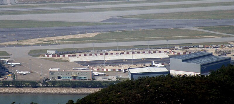 File:HKIA Business Aviation Centre.jpg