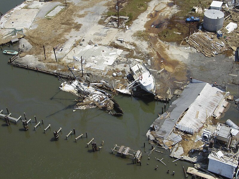 File:Katrina-grand-isle-la-2005.jpg