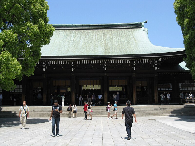 File:Meiji-jingu geiheiden.jpg