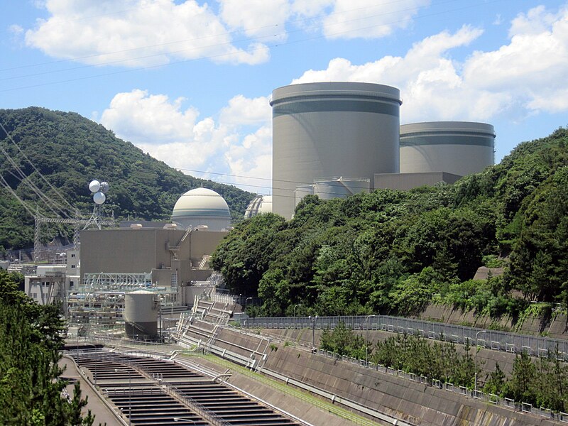 Файл:Takahama Nuclear Power Plant.jpg