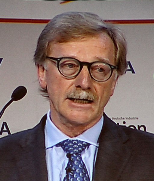 Archivo:Yves Mersch 2012.JPG