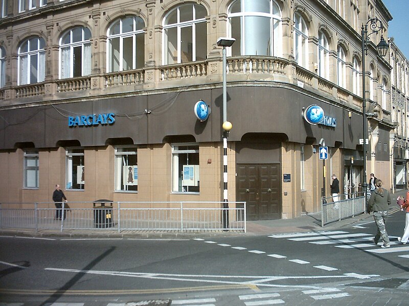 File:Barclays in Morley.jpg