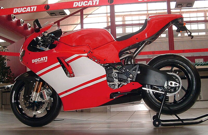 File:Ducati desmosedici rr.jpg