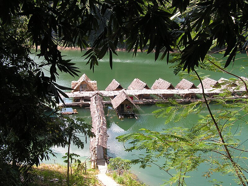 File:Floating Huts.jpg