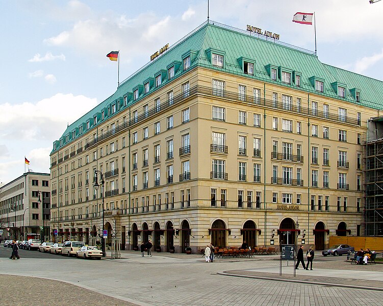 File:Hotel Adlon (Berlin).jpg