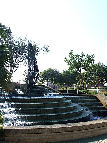 File:Olympian Park (Hong Kong).jpg