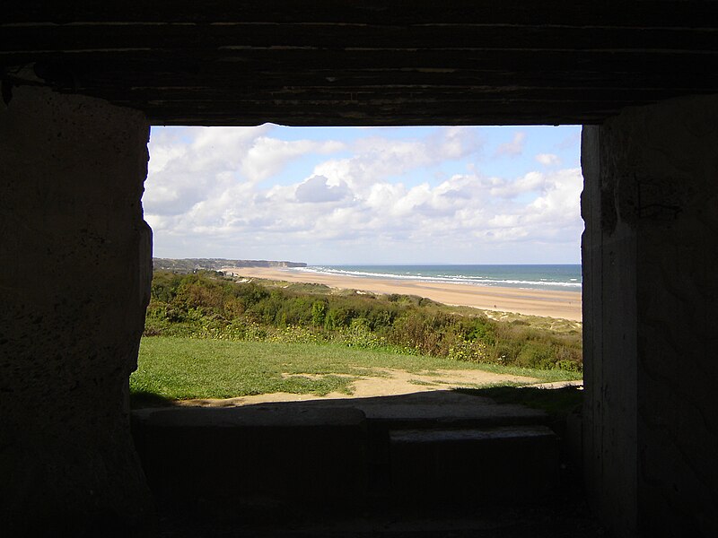 File:Bunker Overlooking Omaha Beach.jpg