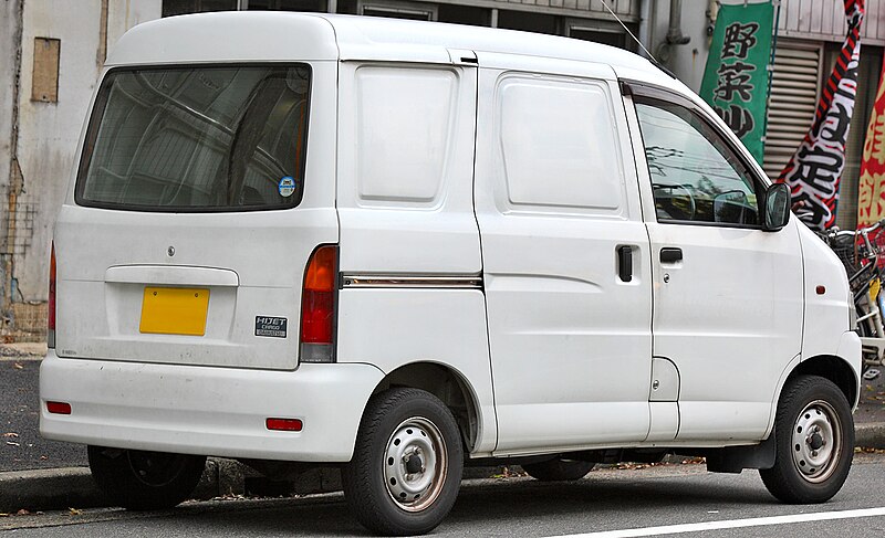 File:Daihatsu Hijet Cargo 904.JPG