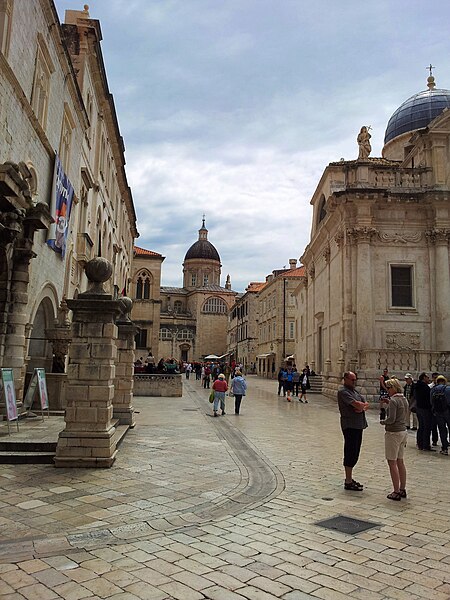 File:Street in Dubrovnik, Croatia1.jpg