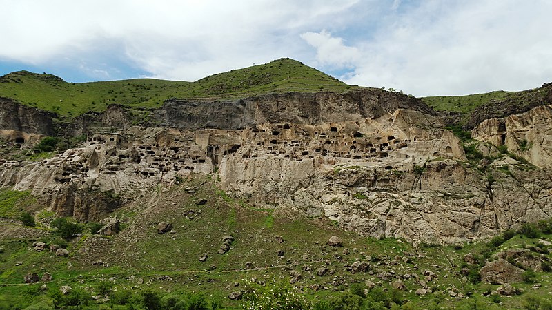 File:Vardzia Full View.jpg