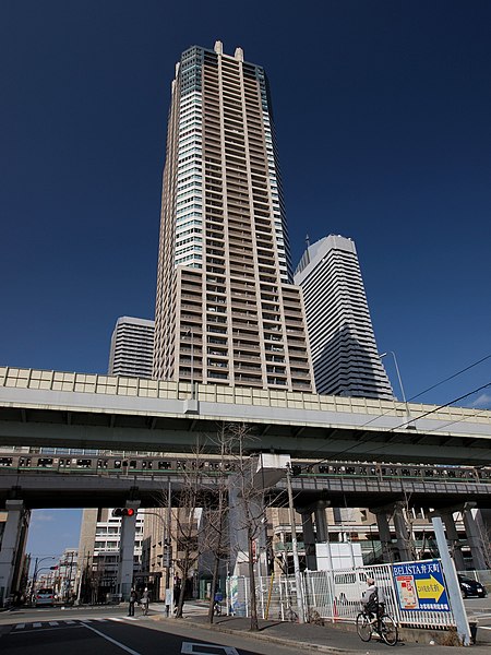 Archivo:X-TOWER OSAKA BAY.jpg