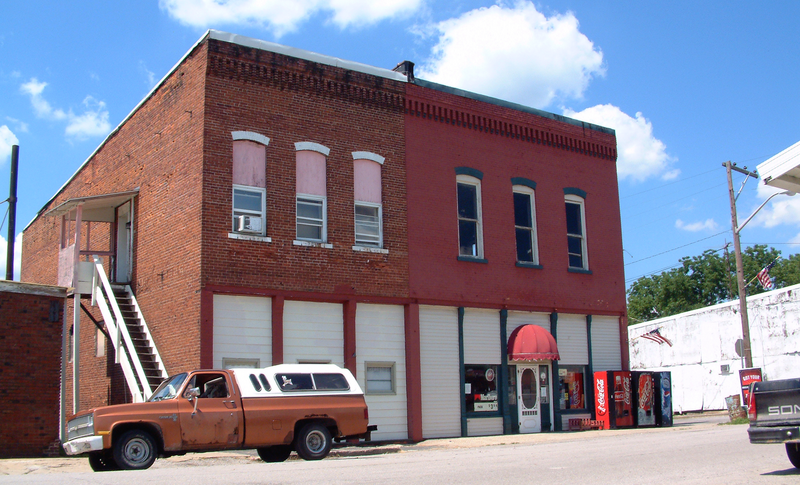 File:Clarks Hill storefronts.png