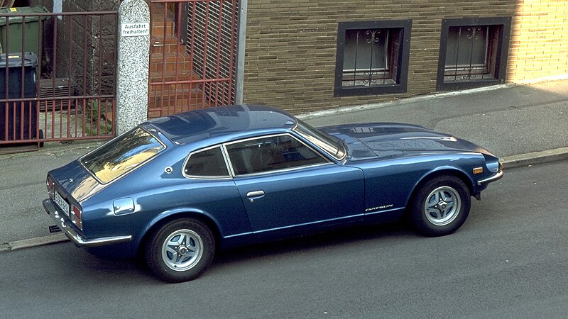 File:Datsun260Z-2+2.jpg