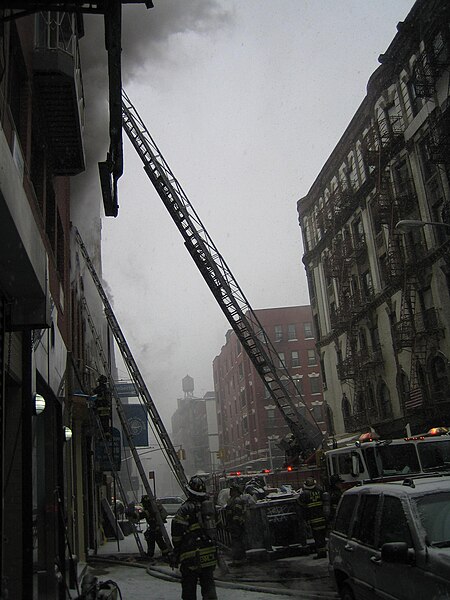 File:Fire emily's building 2.jpg