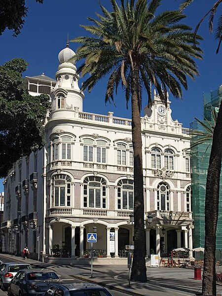 Archivo:Las Palmas Gabinete Literario.jpg