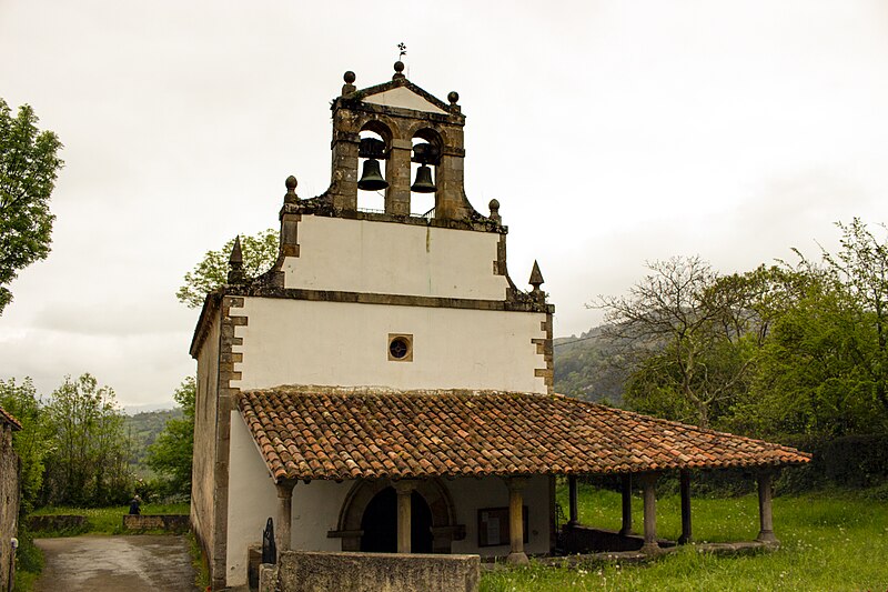 Archivo:Puelles (Villaviciosa, Asturias).jpg