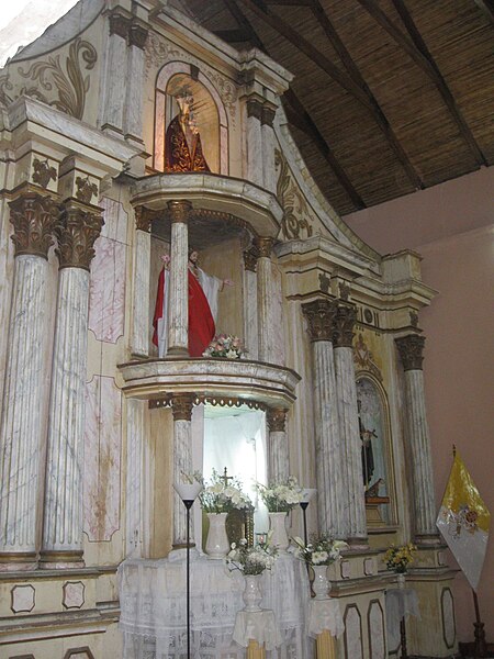 Archivo:Retabloiglesiasanjosepacasmayo.jpg