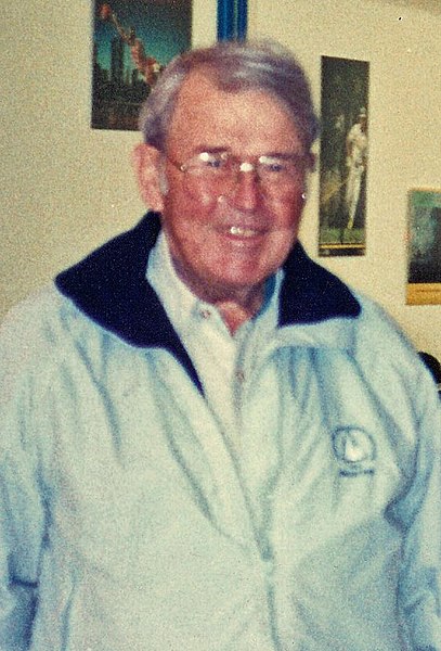 File:William Hewlett 1993.jpg