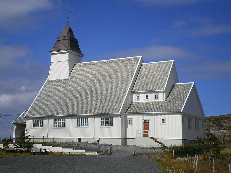 File:Brattvær.kirke.JPG