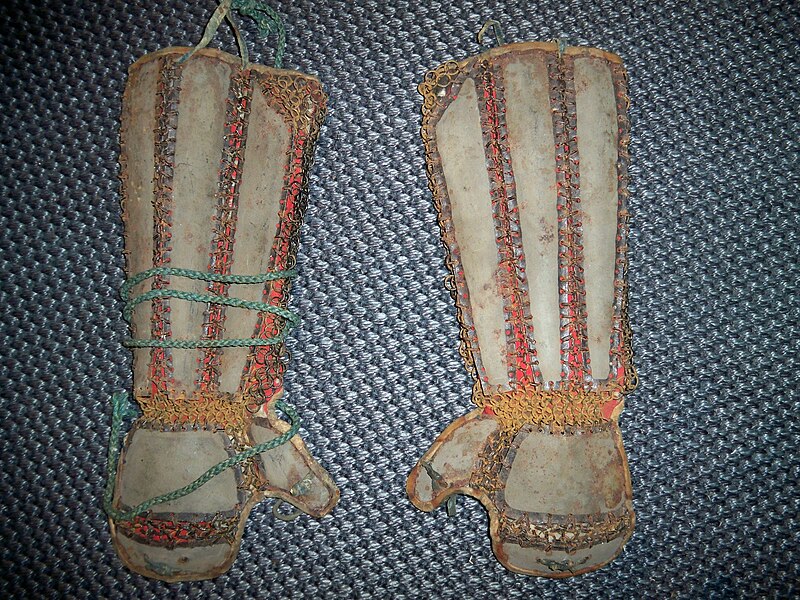 File:Kote gauntlets 1.JPG