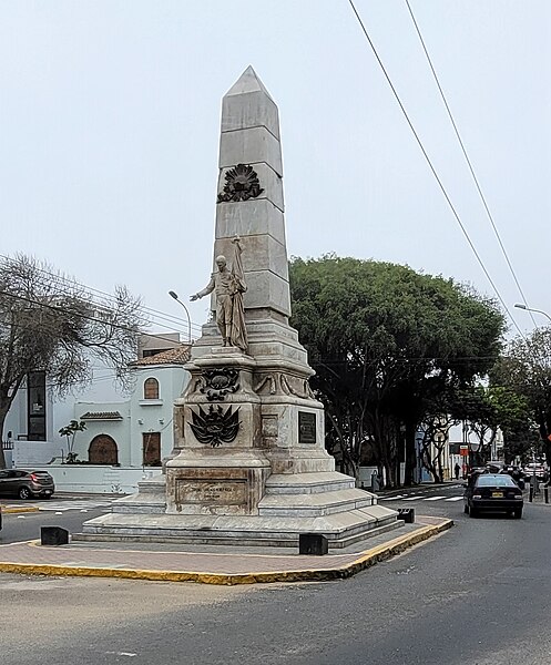 File:Obelisco Barranco.jpg