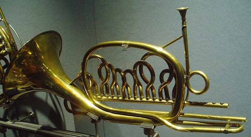 File:Omnitonic horn 2.jpg