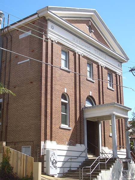 File:Petersham Masonic Temple.JPG