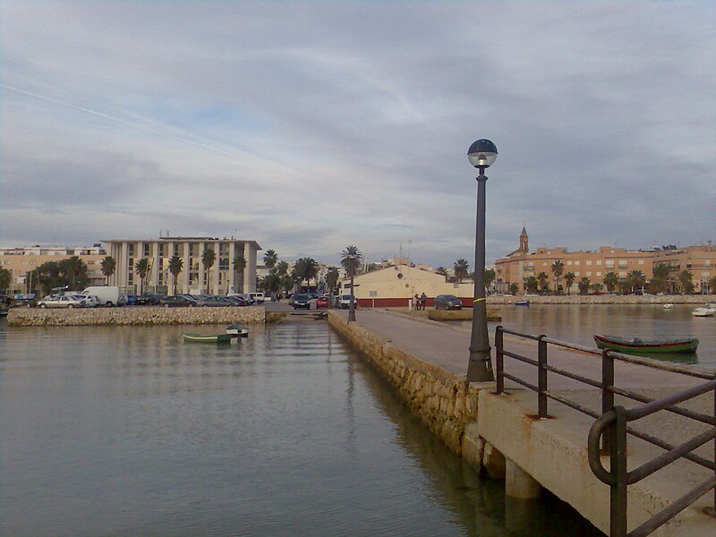 Archivo:PuertoReal2.jpg