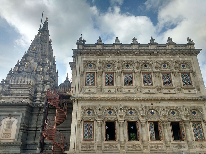 File:Shinde Chhatri.jpg