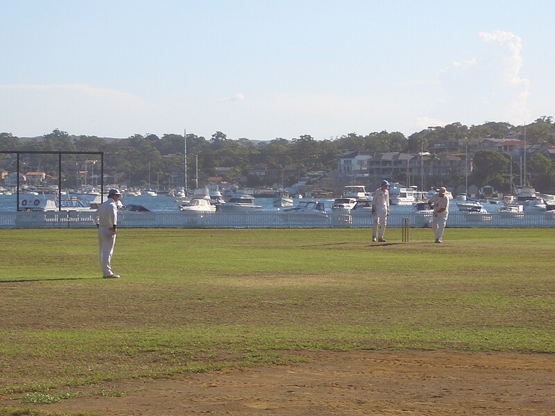 File:Tonkin Oval Cronulla.JPG