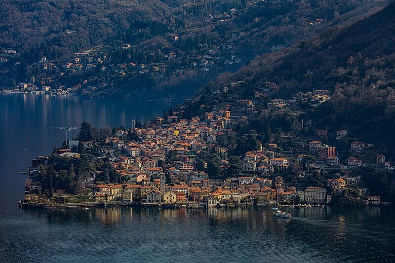 Файл:Torno Lago Como.jpg