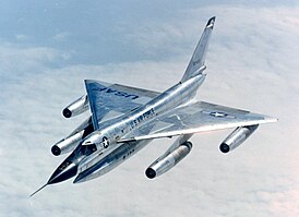 B-58A Hustler в полёте