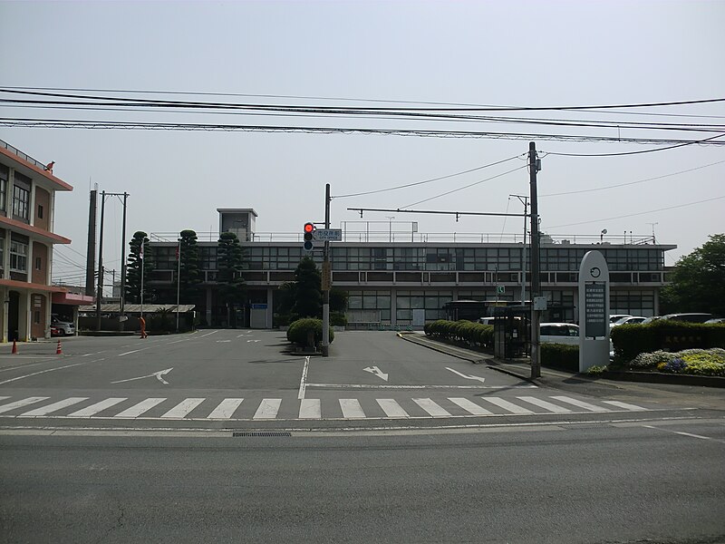 File:Chikugo City hall.JPG