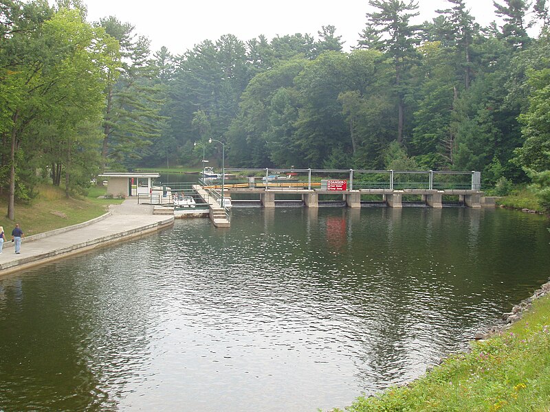 File:Port Carling Locks.JPG