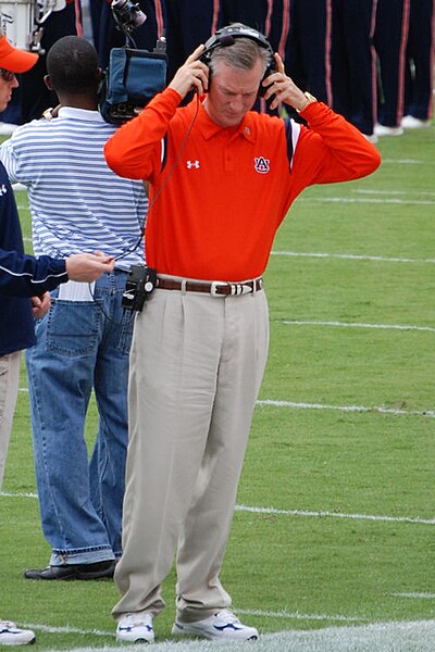 File:Tuberville-PluggingIn.jpg