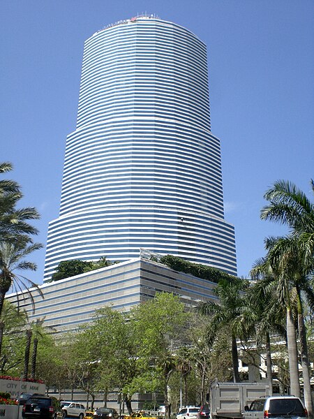 File:Bankofamericatowermiami.jpg