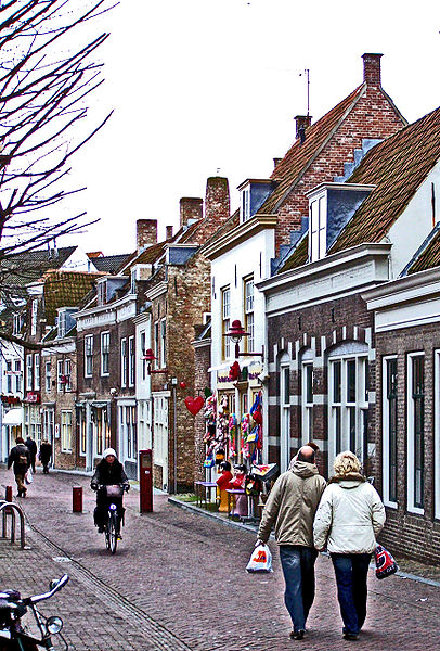 File:Dutch street.jpg