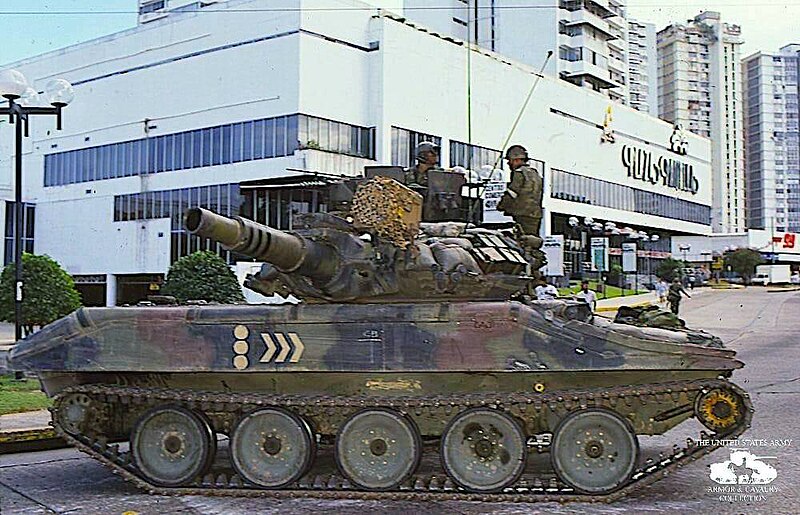 File:M551 Sheridan in Panama.jpg