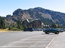 037 crater lake lodge.JPG