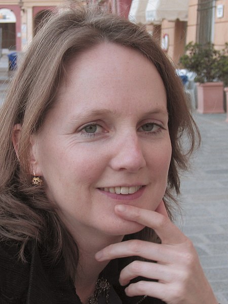 Archivo:Ariane van Suchtelen (2005).jpg