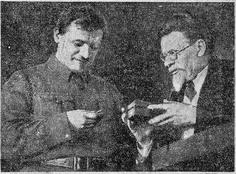 Файл:Filatov and Kalinin 1934.jpg