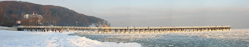 Файл:Pier gdynia orlowo.jpg