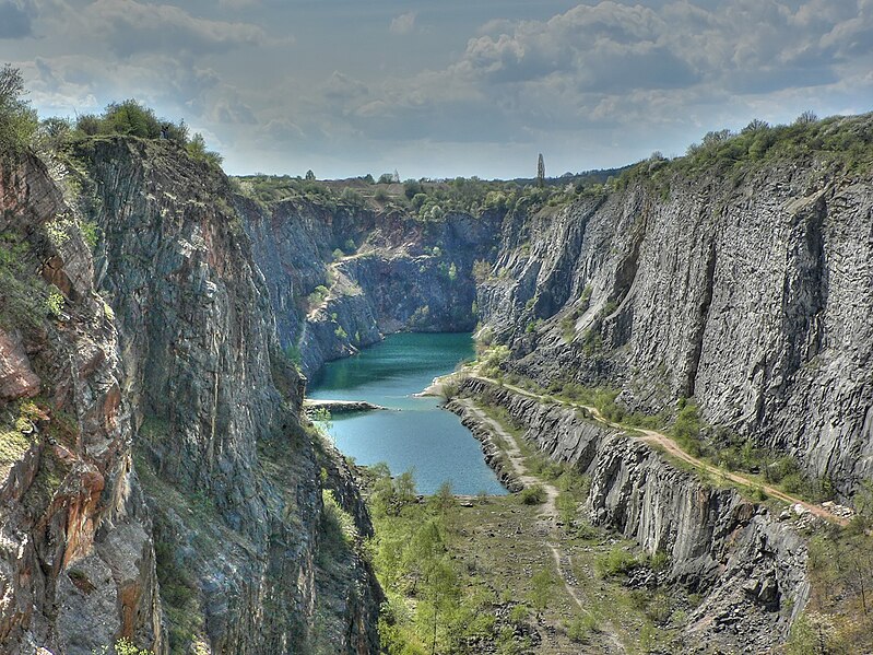 File:Amerika Quarry HDR.jpg