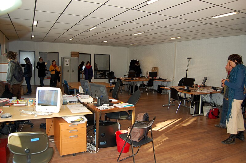 File:Belgian Indymedia media centre.jpg