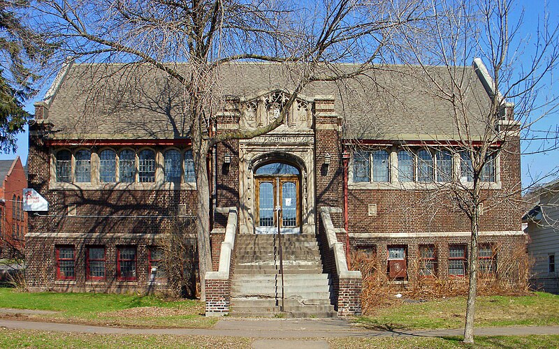 File:Lincoln Branch Library 1.jpg