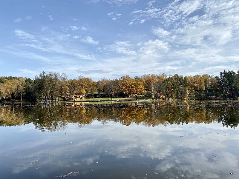 File:Litschau Herrensee Strandbad 01.jpg